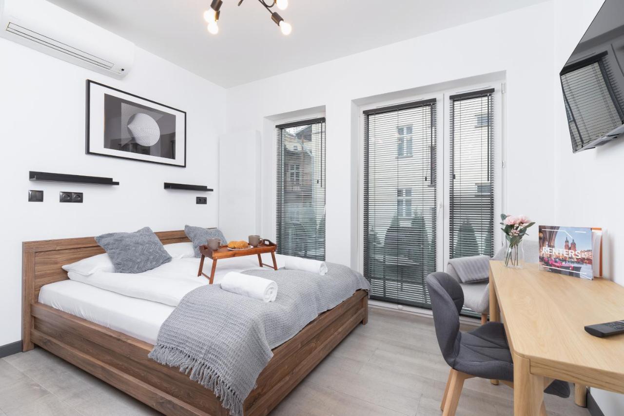 Modern Studio Cracow Rakowicka 14 By Noclegi Renters クラクフ エクステリア 写真