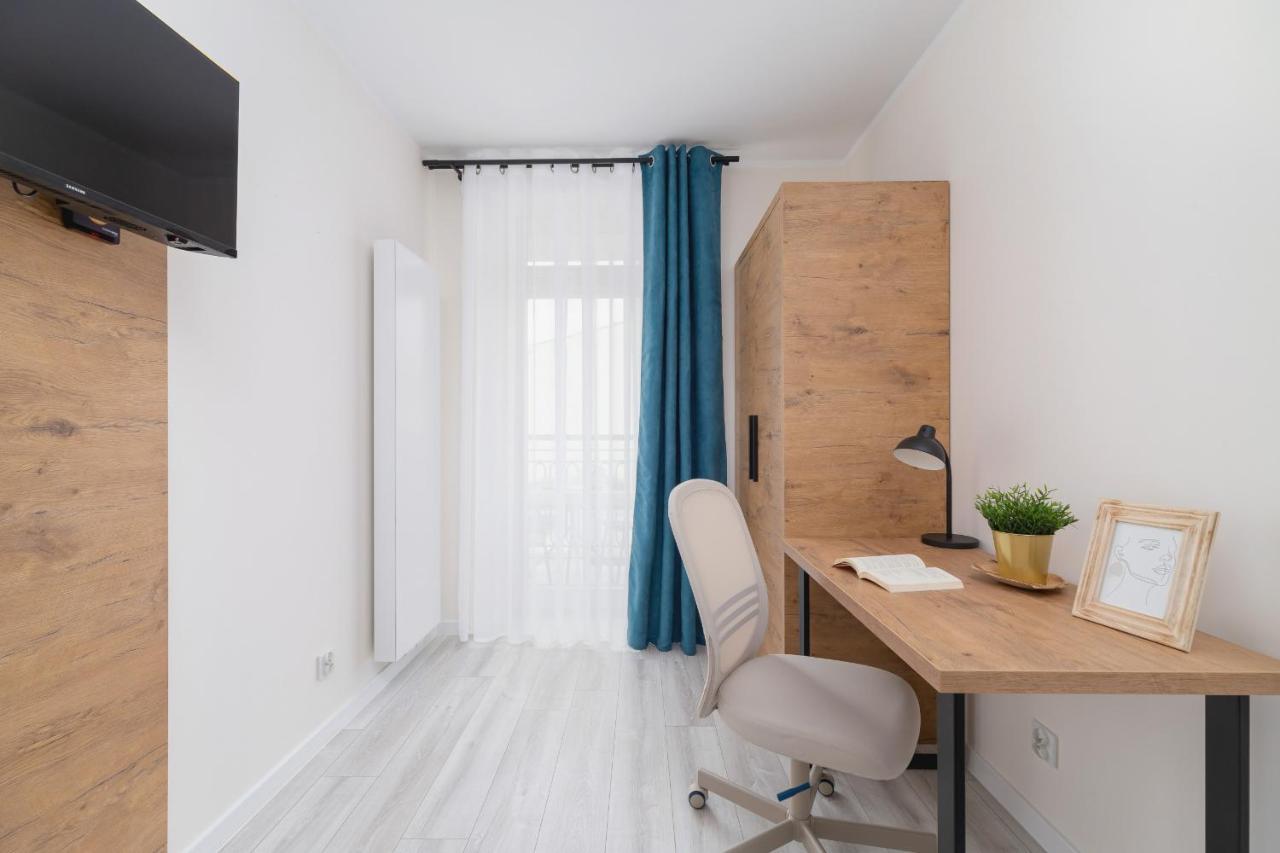 Modern Studio Cracow Rakowicka 14 By Noclegi Renters クラクフ エクステリア 写真
